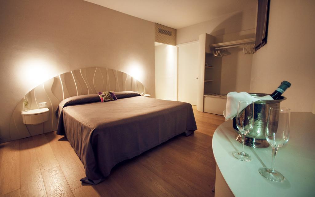 Hotel Aromi Piccolo Salò